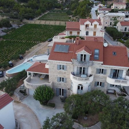 בול Villa Franka With Swimming Pool מראה חיצוני תמונה