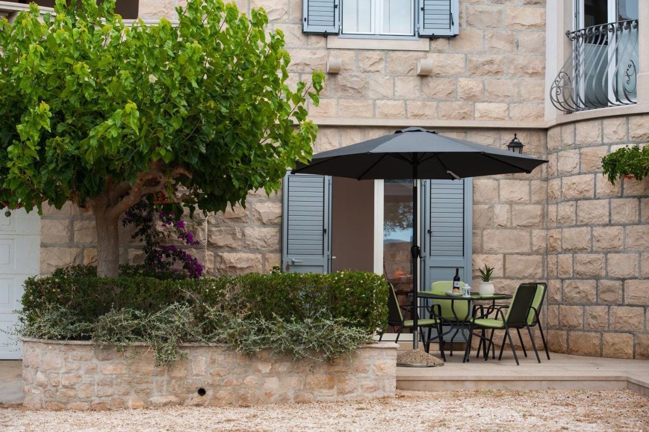 בול Villa Franka With Swimming Pool מראה חיצוני תמונה