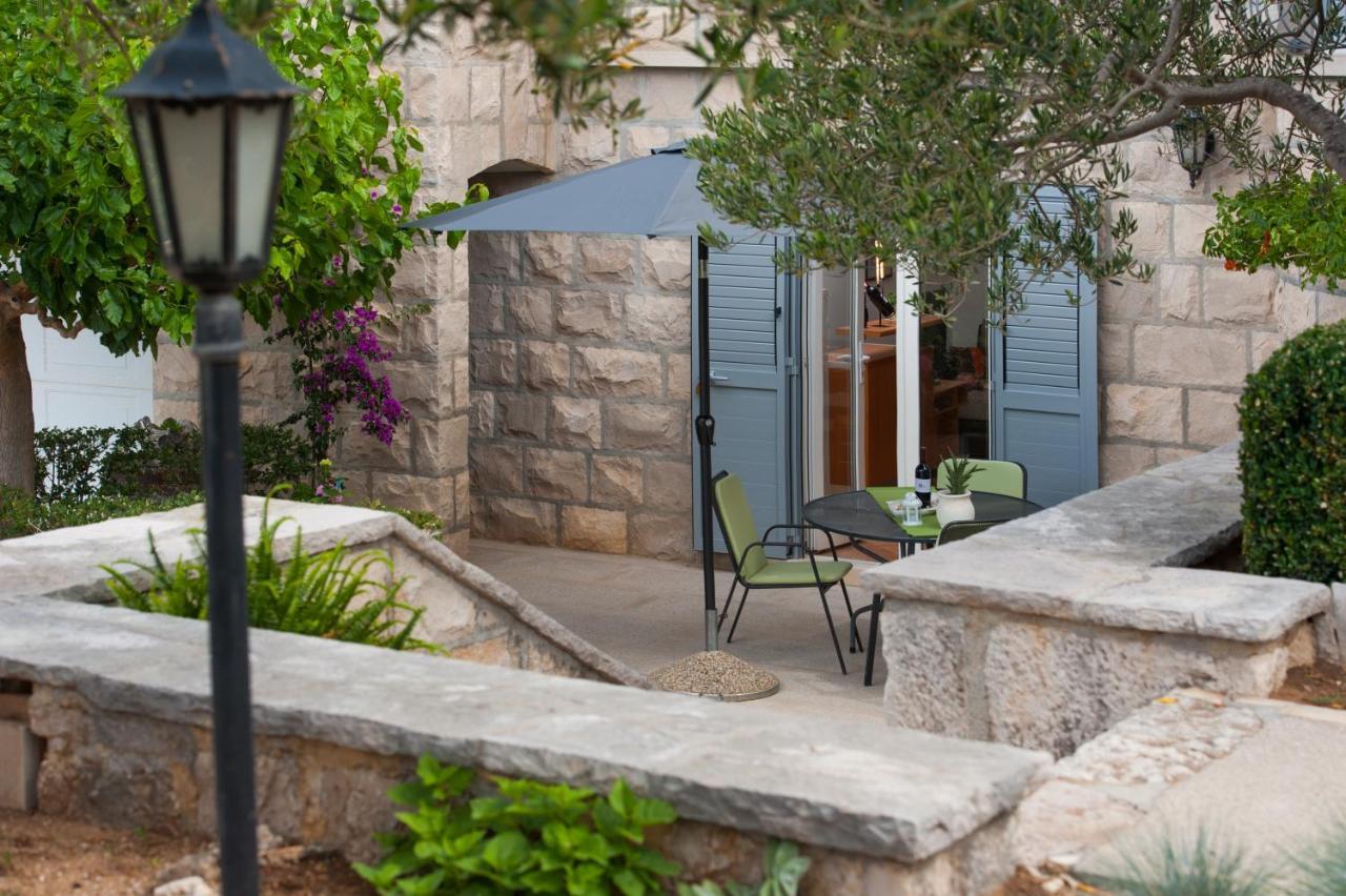 בול Villa Franka With Swimming Pool מראה חיצוני תמונה
